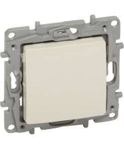 Ключ кръстат Legrand Niloe крем